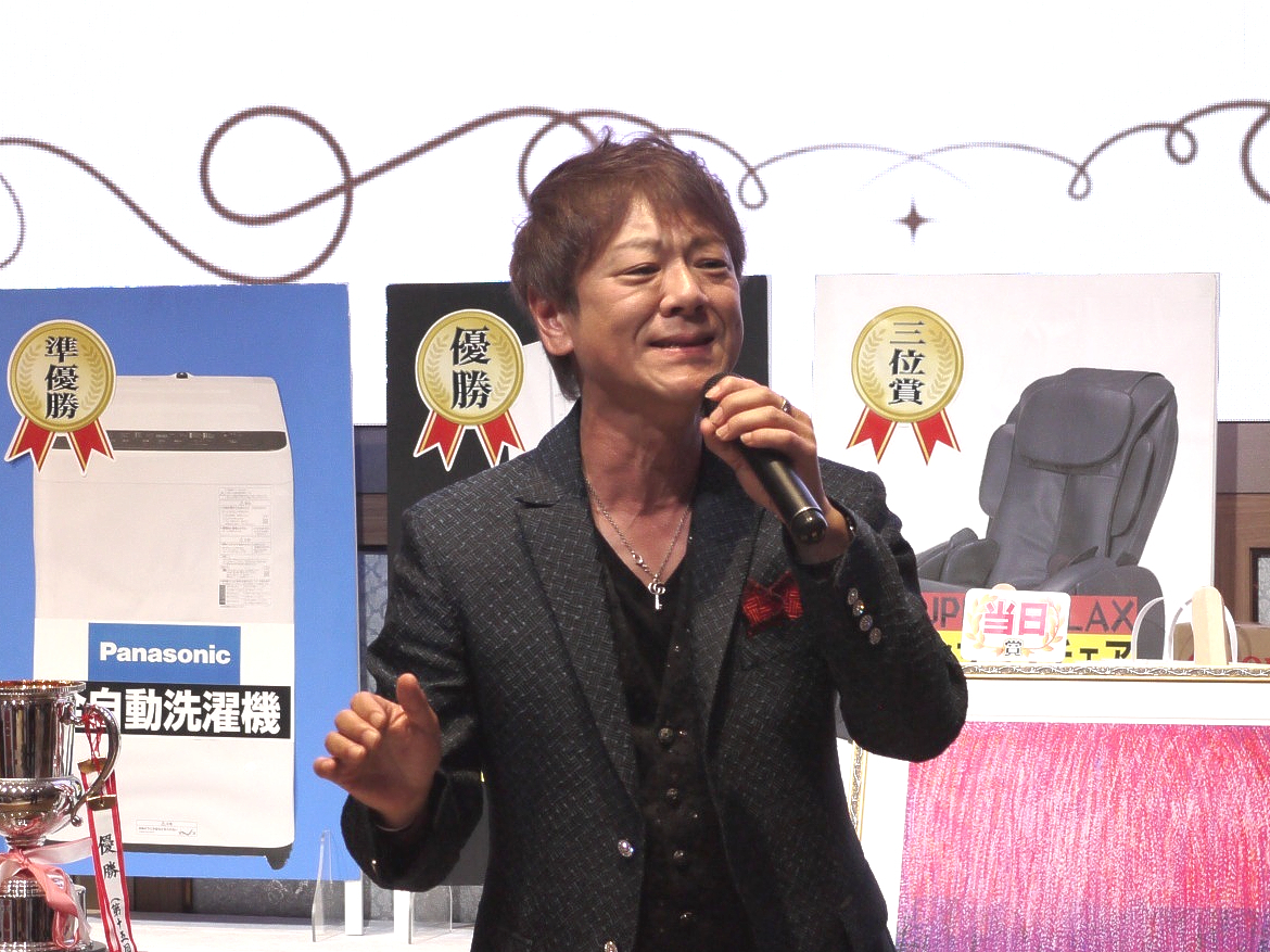 写真：成績発表　表彰式